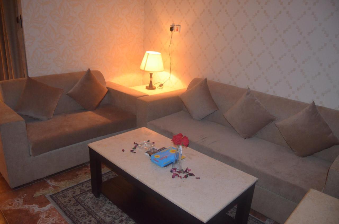 알크호바르 تولاي بارك 아파트 호텔 외부 사진